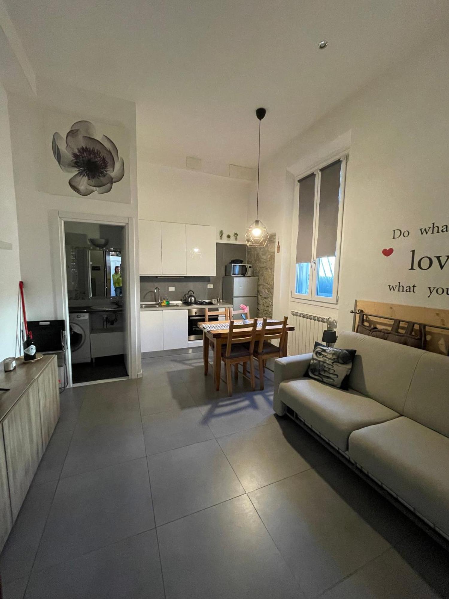 Meri Apartment Флоренция Экстерьер фото